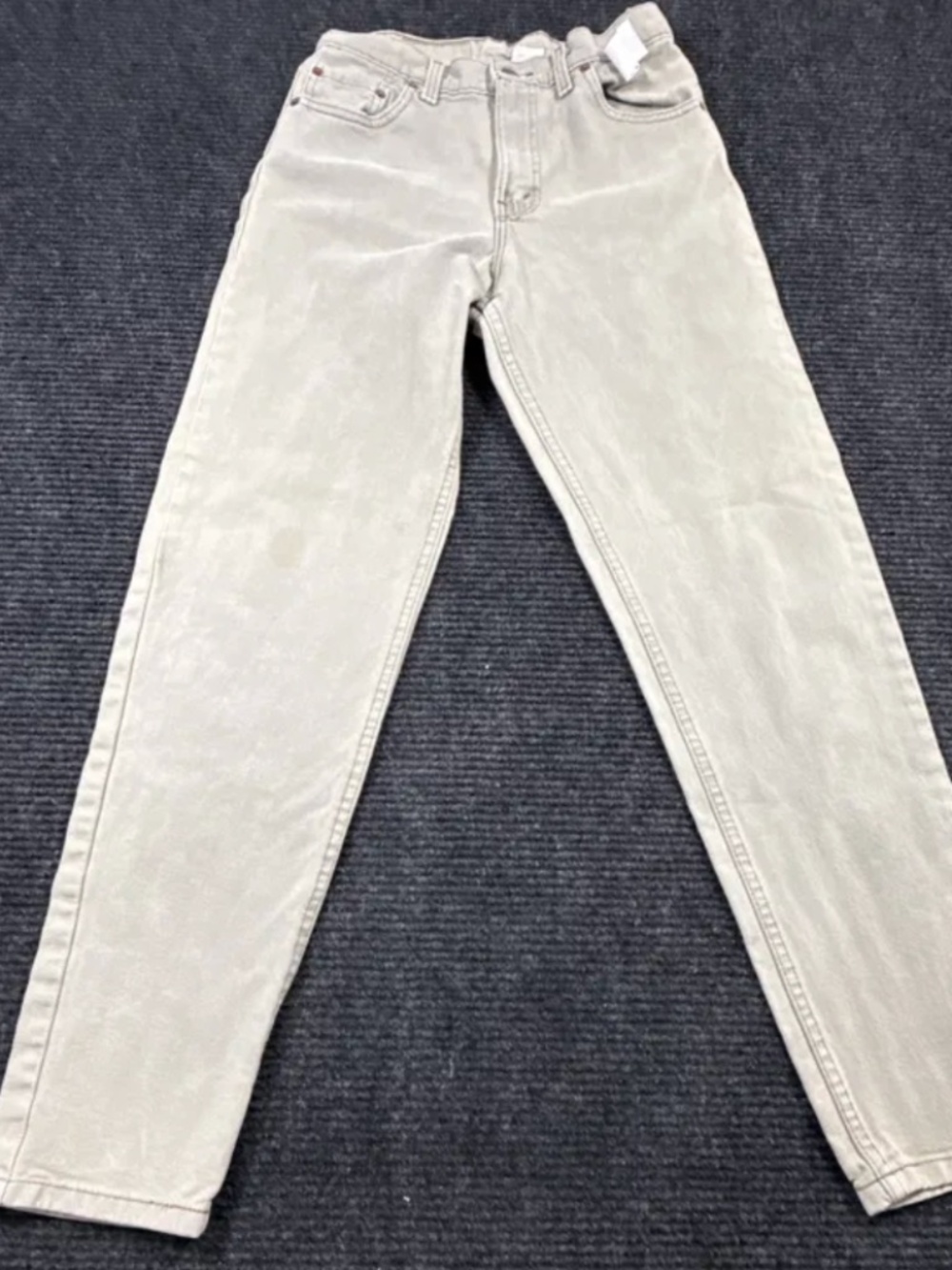 Vintage Levi's 550 Relaxed Tapered Khaki Jeans Made in USA W30 L32 90s